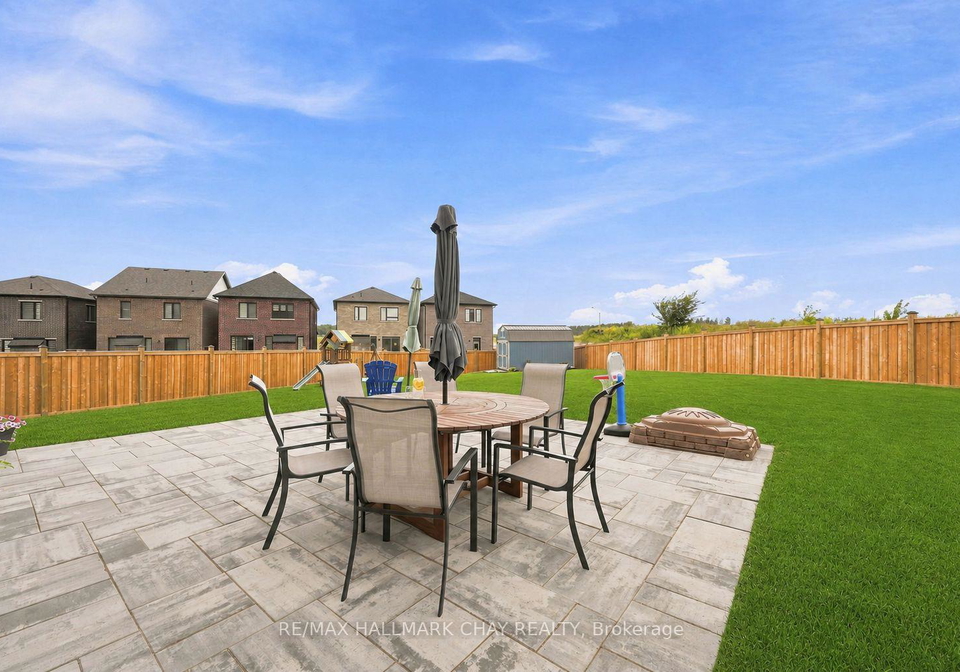 90-mcbride-trail-barrie-ontario-s13682202