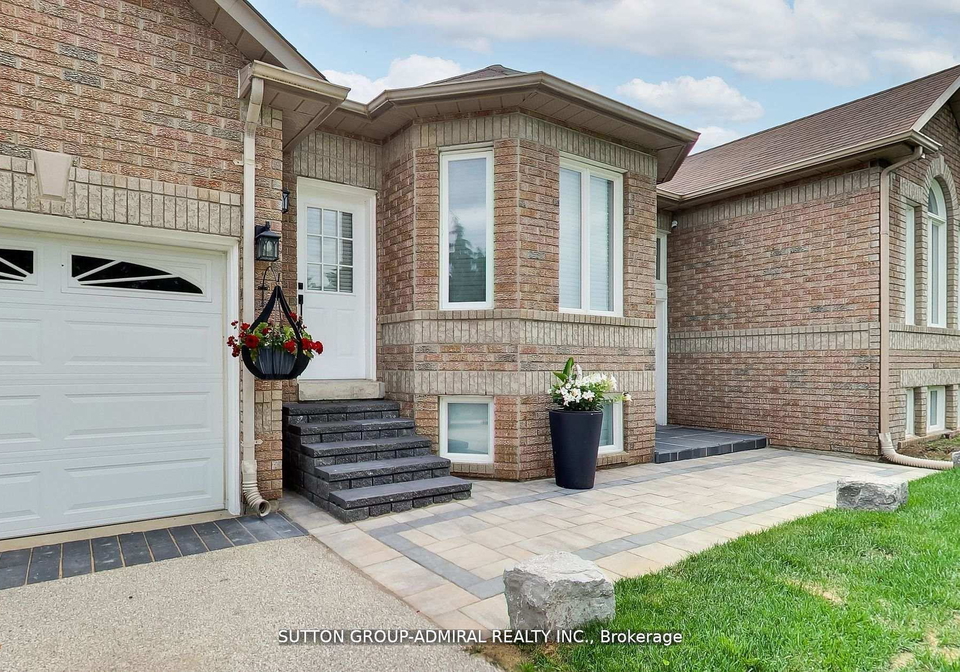 11-club-court-wasaga-beach-ontario-s13682604
