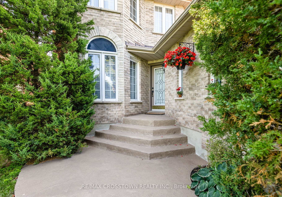 5-kelsey-crescent-barrie-ontario-s13684086