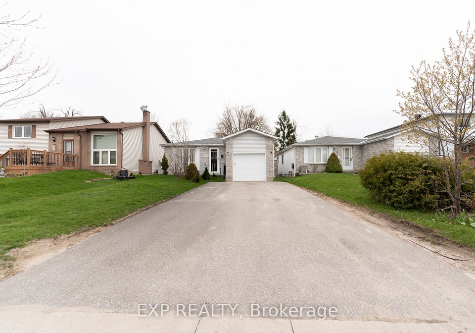 6-hickling-trail-barrie-ontario-s13685036