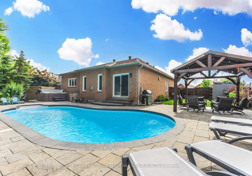 2-purt-court-barrie-ontario-s13687402