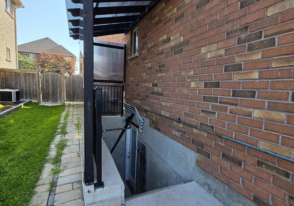 133-the-queensway-way-barrie-ontario-s13687994