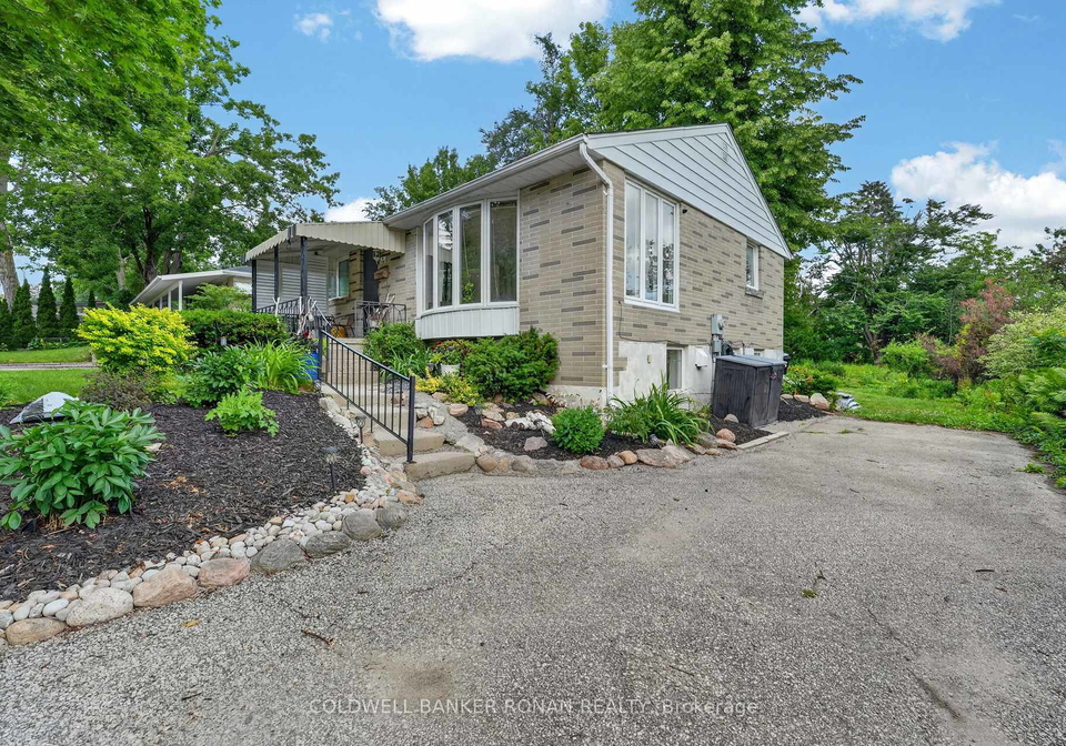 9-vine-street-barrie-ontario-s13688310
