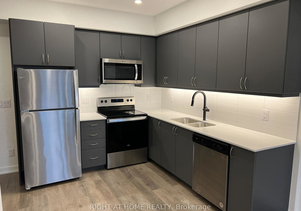 56-lakeside-terrace-barrie-ontario-s13689502