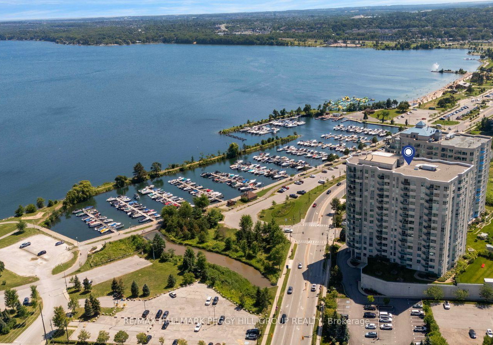 6-toronto-street-barrie-ontario-s13690956
