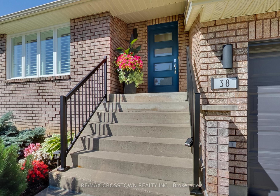 38-innisbrook-drive-wasaga-beach-ontario-s13691098
