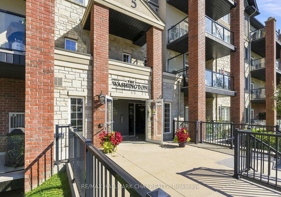 5-greenwich-street-barrie-ontario-s13691148