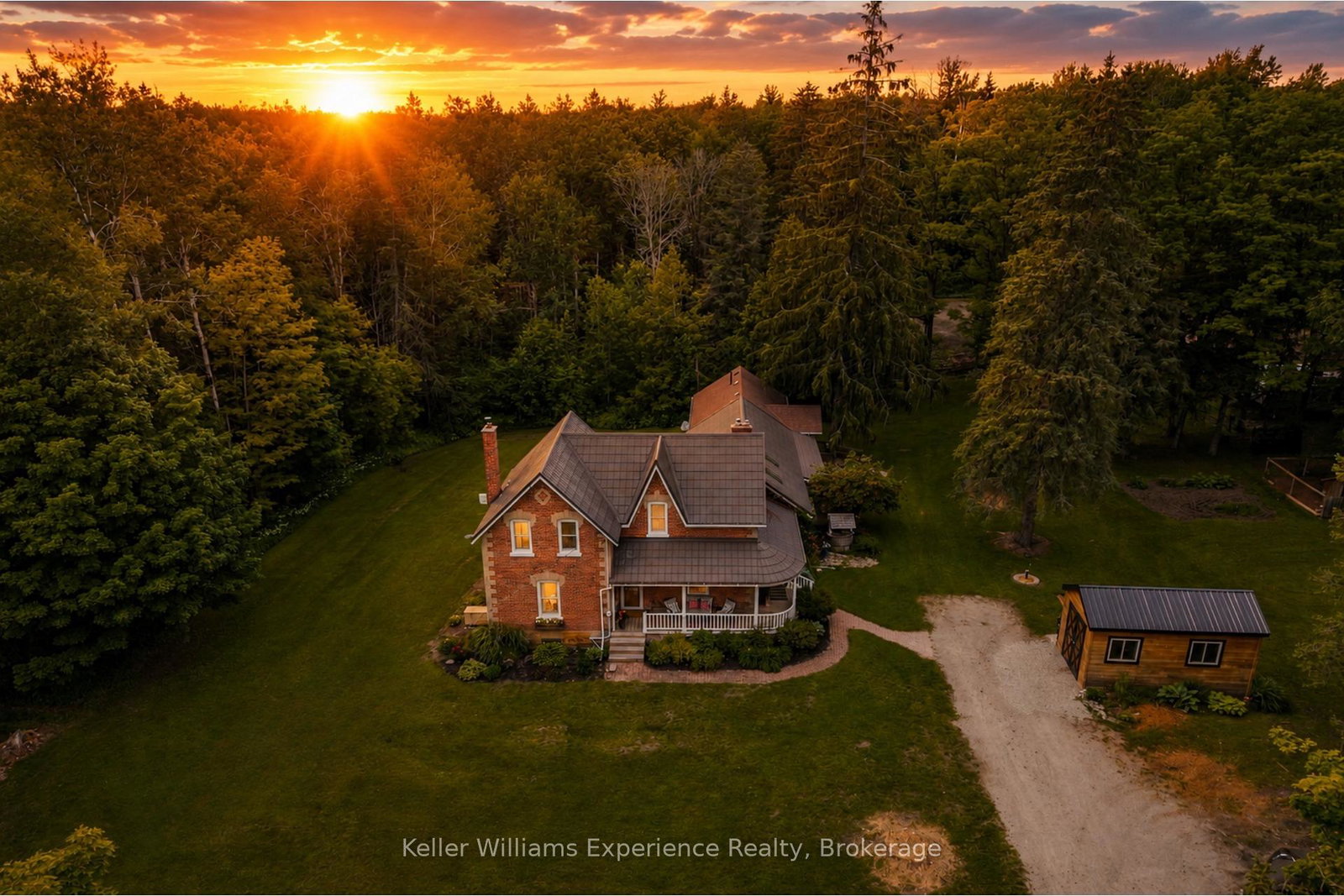 3744-flos-4-road-w-springwater-ontario-s13691436
