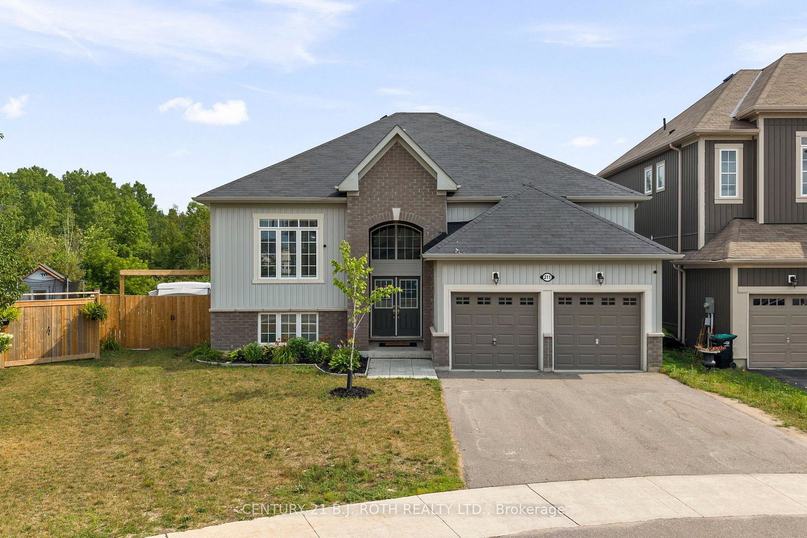 211-roy-drive-clearview-ontario-s13691848