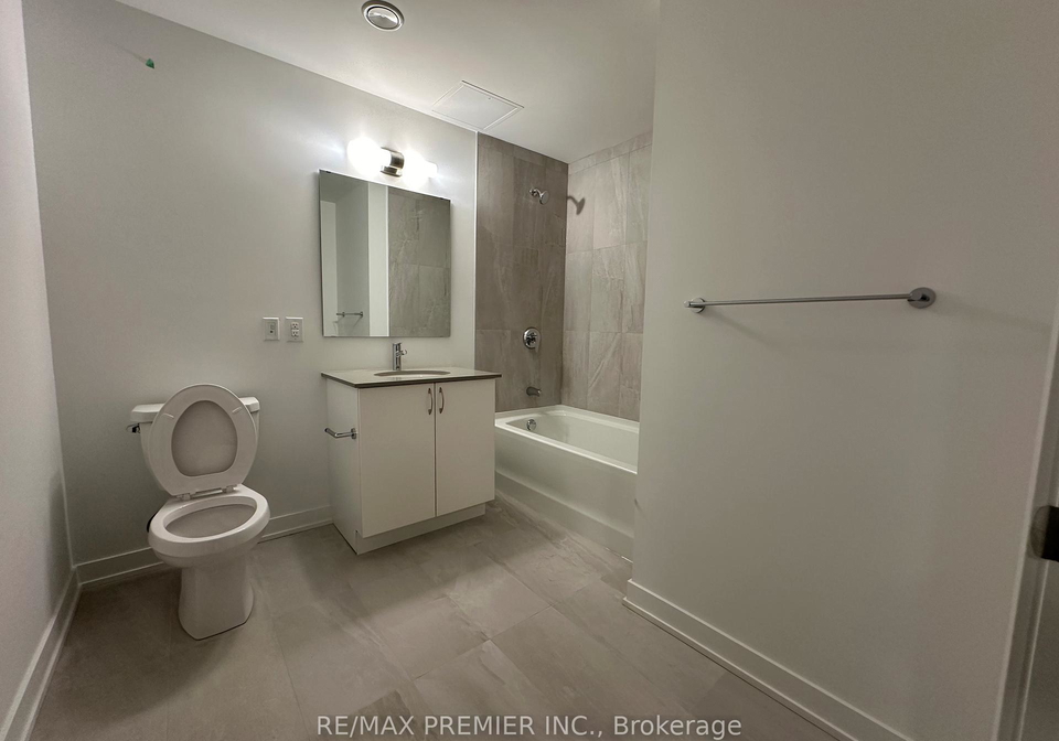 56-lakeside-terrace-barrie-ontario-s13692336