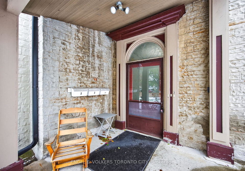 64-high-street-barrie-ontario-s13693670