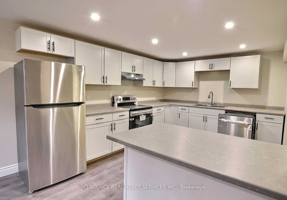 68-red-oak-drive-barrie-ontario-s13694556