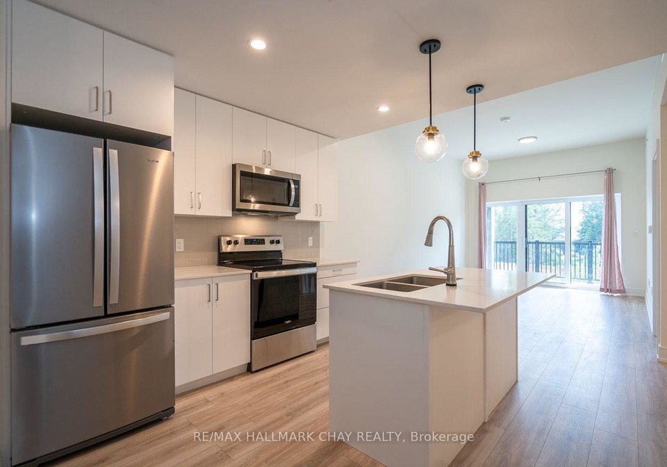 121-mary-street-clearview-ontario-s13694574