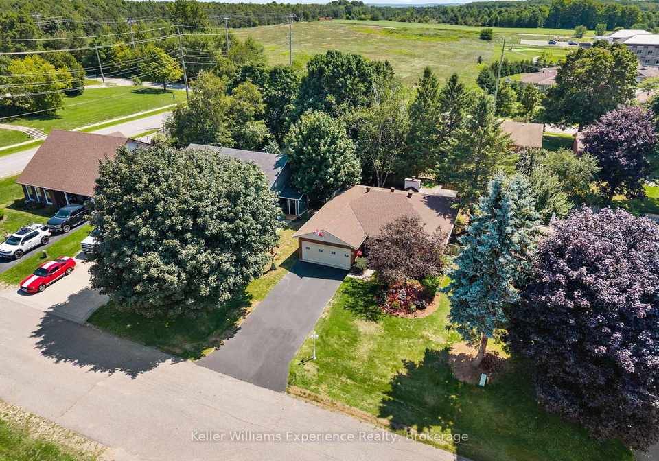 6-bonaventure-place-penetanguishene-ontario-s13695192