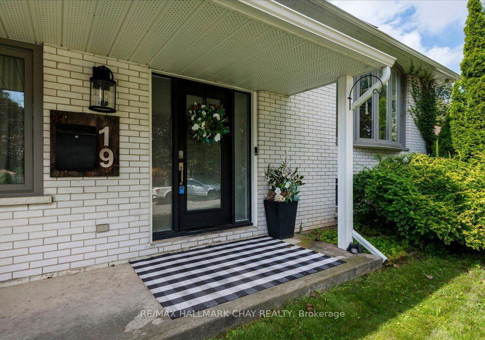 19-highcroft-road-barrie-ontario-s13695660