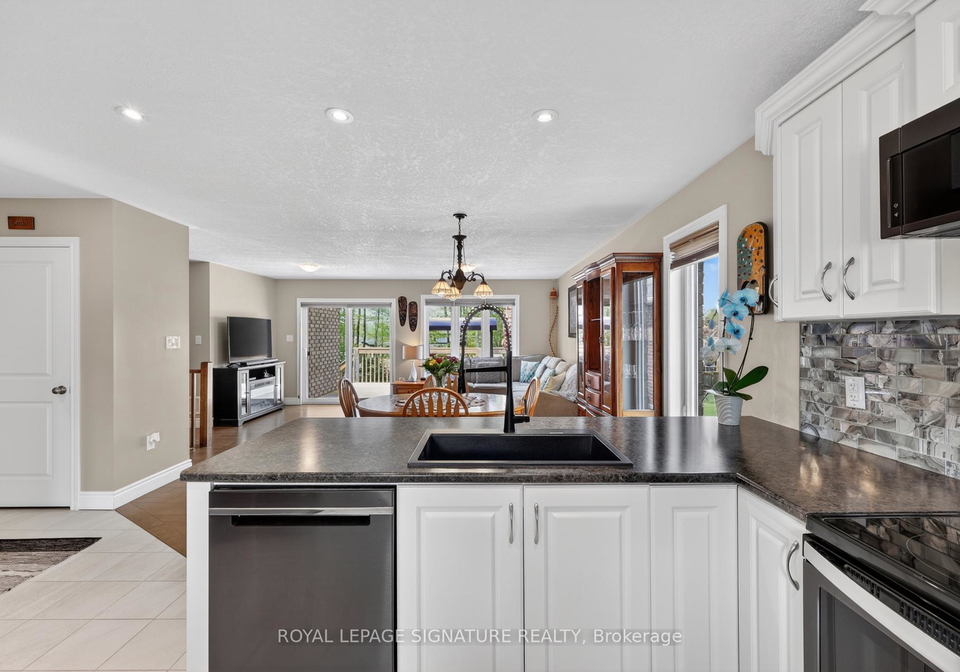22-hunter-avenue-tay-ontario-s13695722
