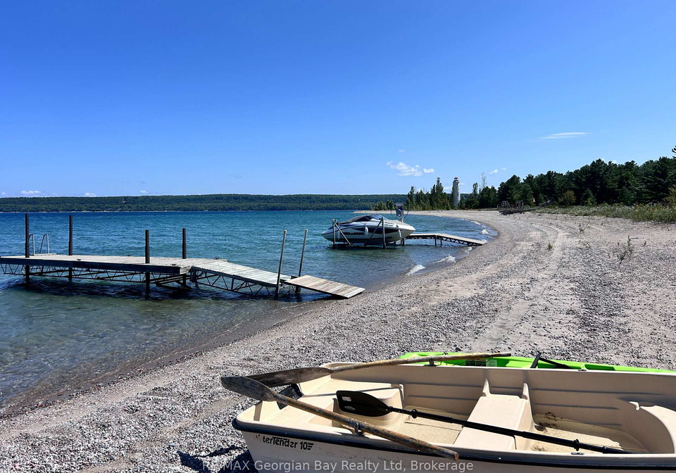 681-mkade-kegwin-miikan-road-christian-island-30-ontario-s13696018