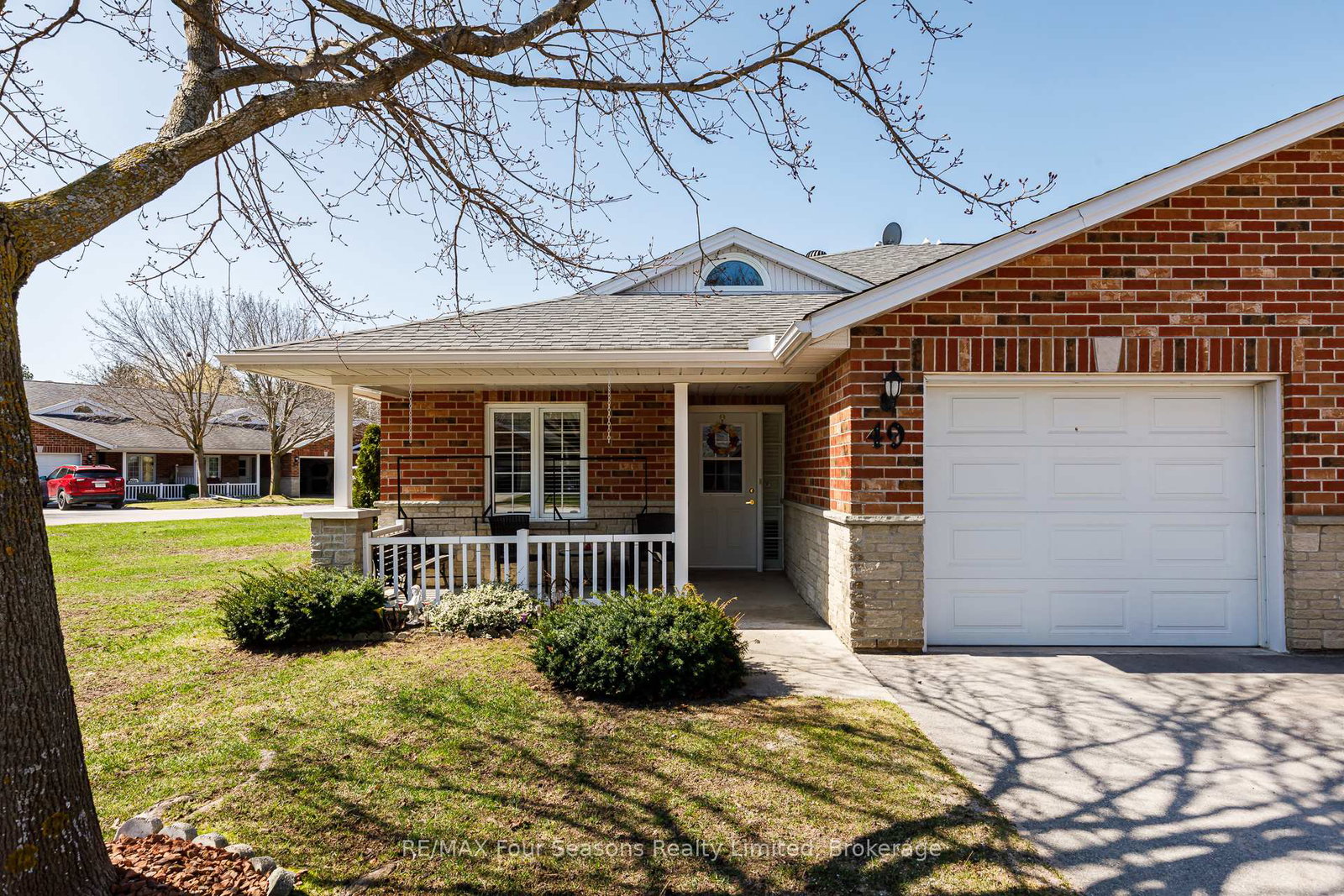 275-huron-street-clearview-ontario-s13697072