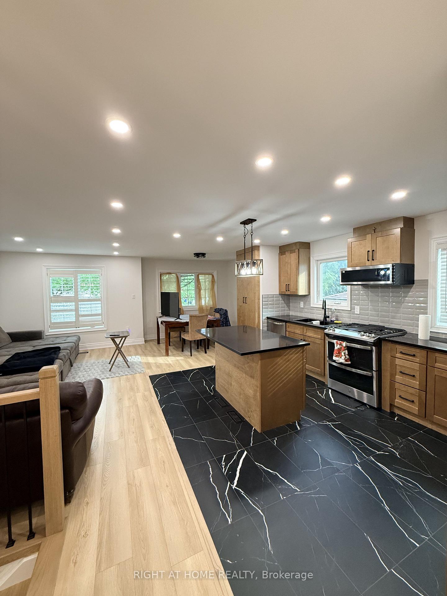 73-barre-drive-barrie-ontario-s13699022