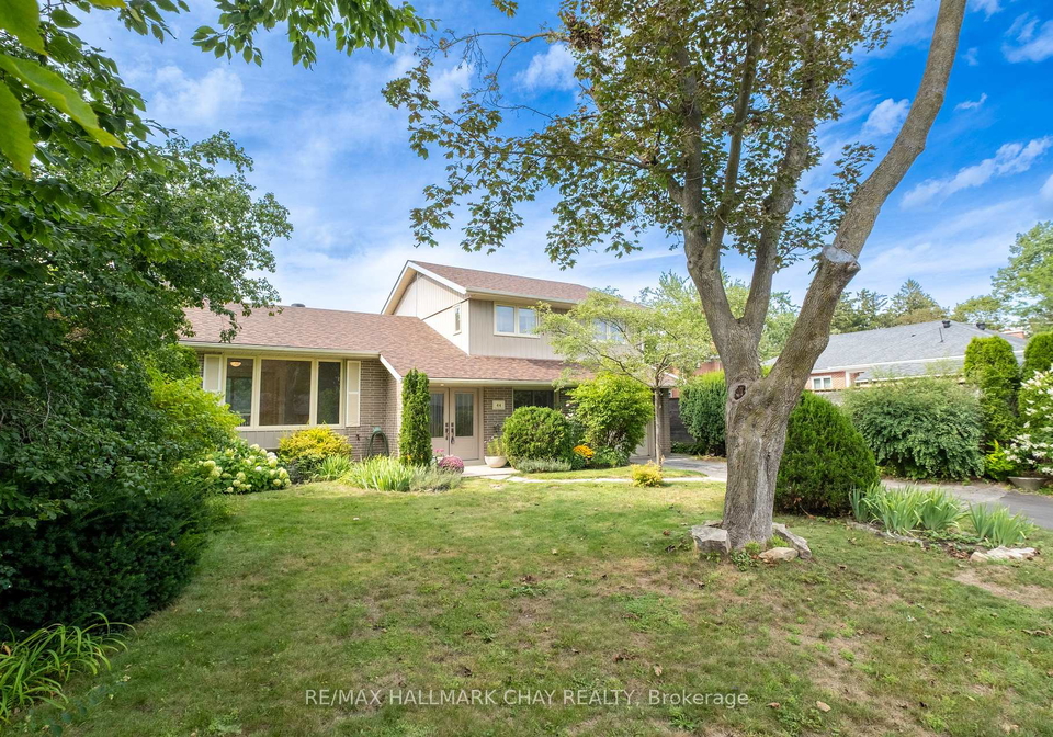 44-amelia-street-barrie-ontario-s13699088