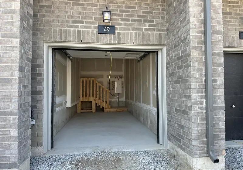 49-gateway-drive-barrie-ontario-s13700092
