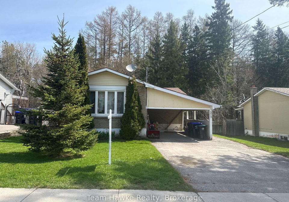575-simcoe-avenue-tay-ontario-s13701246