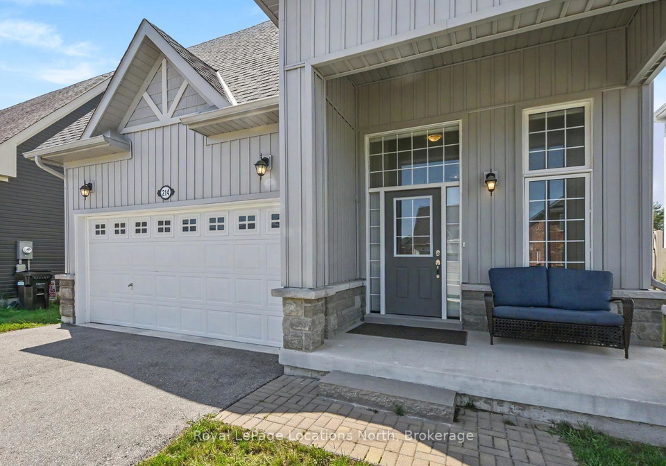 214-springfield-crescent-clearview-ontario-s13701978