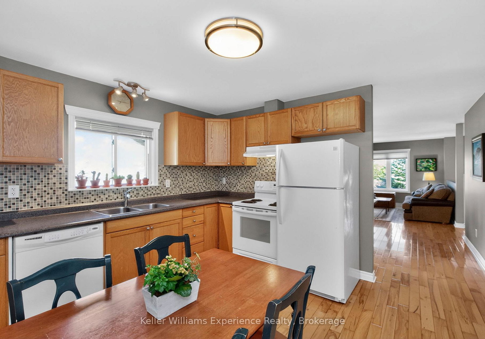 53-therrien-court-penetanguishene-ontario-s13702368