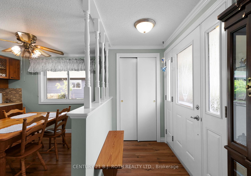 19-maple-crescent-oro-medonte-ontario-s13703198