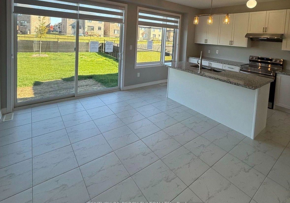 10-rosanne-circle-wasaga-beach-ontario-s13703272
