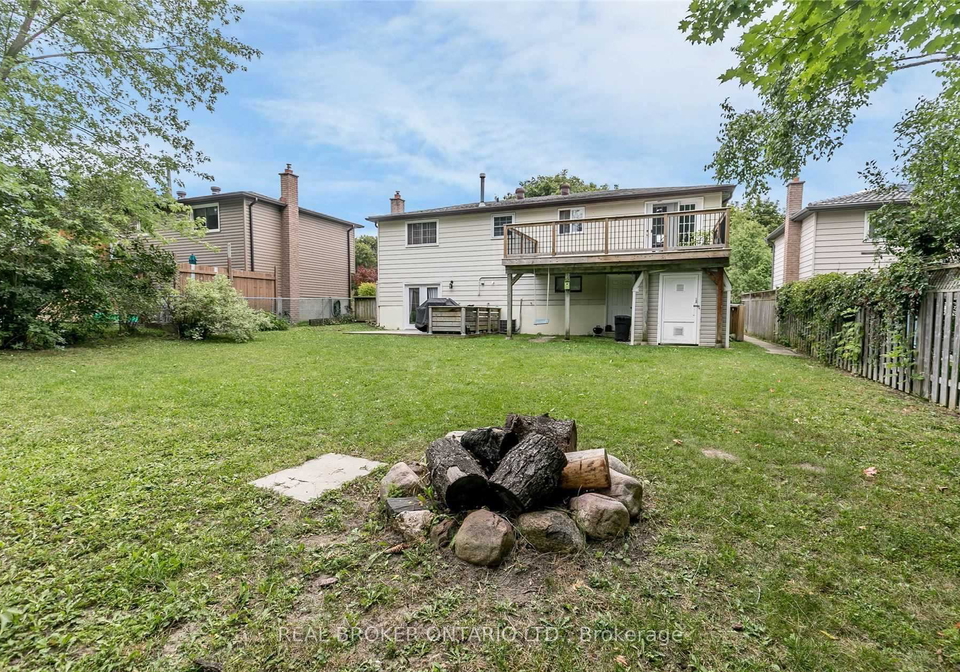 18-chippawa-court-barrie-ontario-s13703418