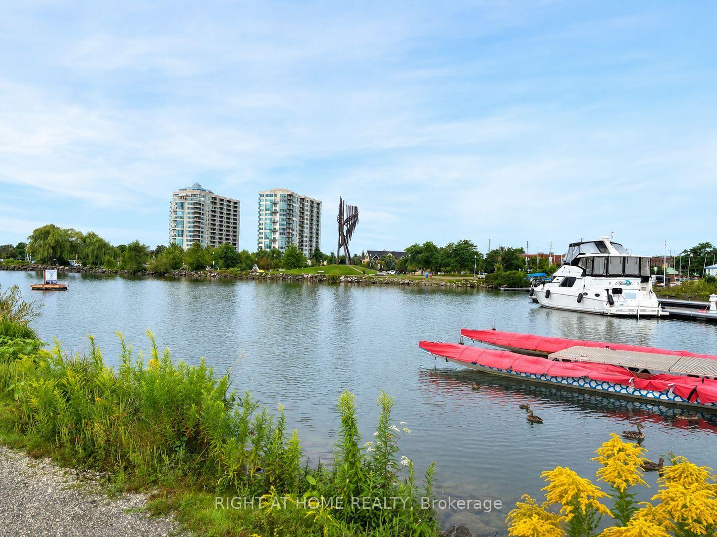 6-toronto-street-barrie-ontario-s13703652