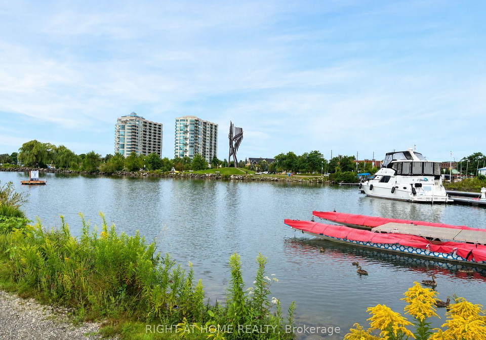 6-toronto-street-barrie-ontario-s13703652