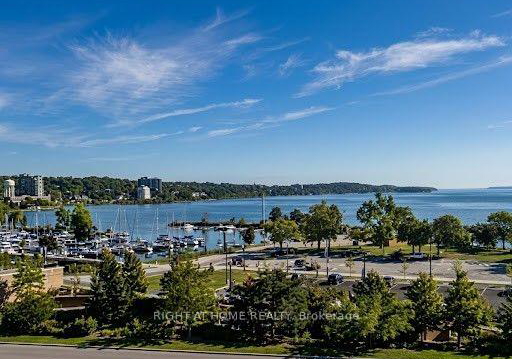 6-toronto-street-barrie-ontario-s13703652