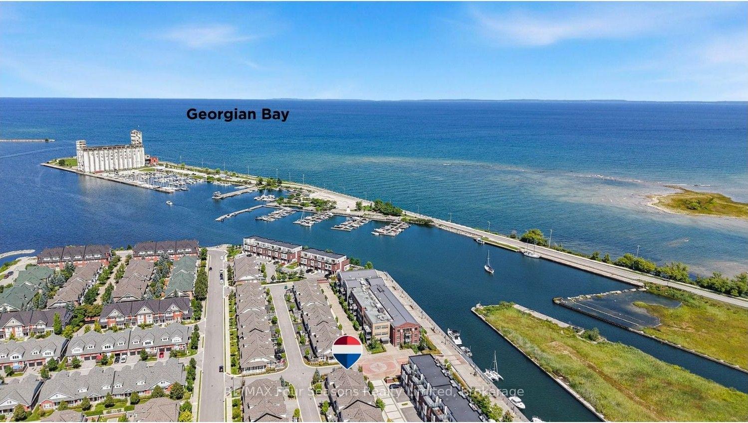 2-shipyard-lane-collingwood-ontario-s13703708