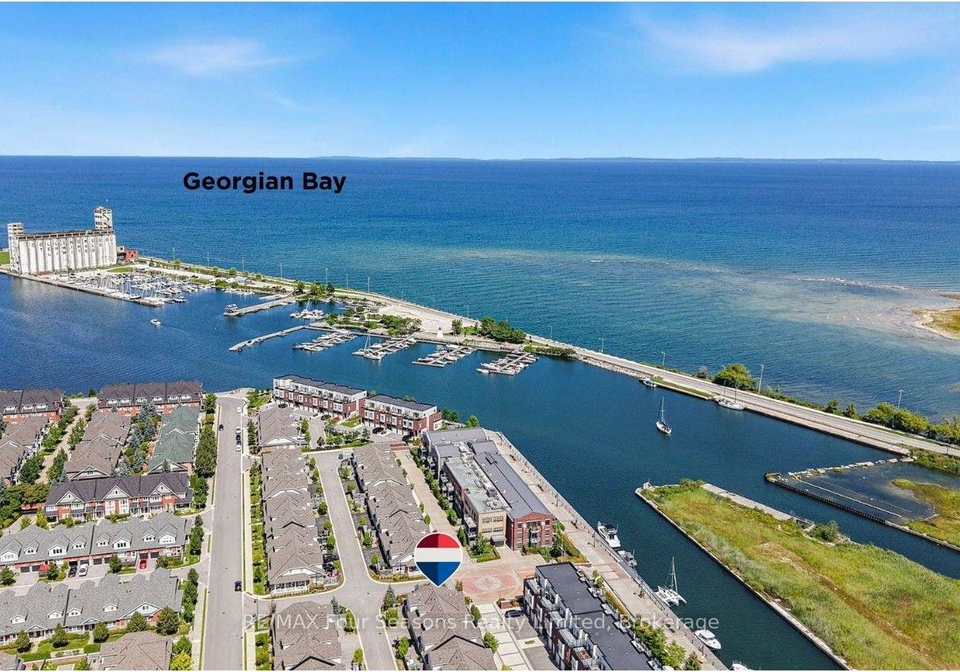 2-shipyard-lane-collingwood-ontario-s13703708