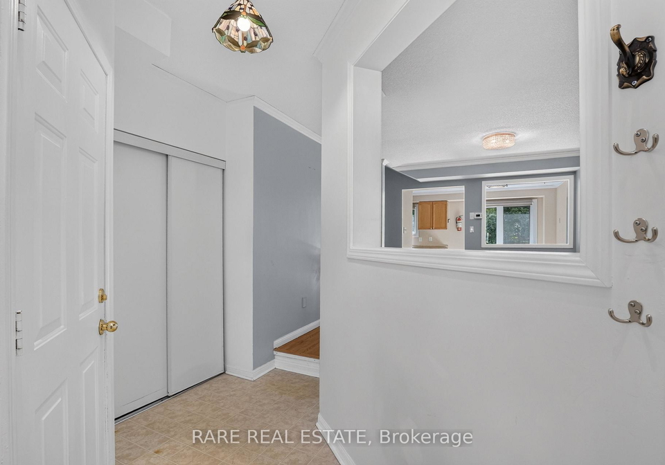 102-hawthorne-crescent-barrie-ontario-s13704640