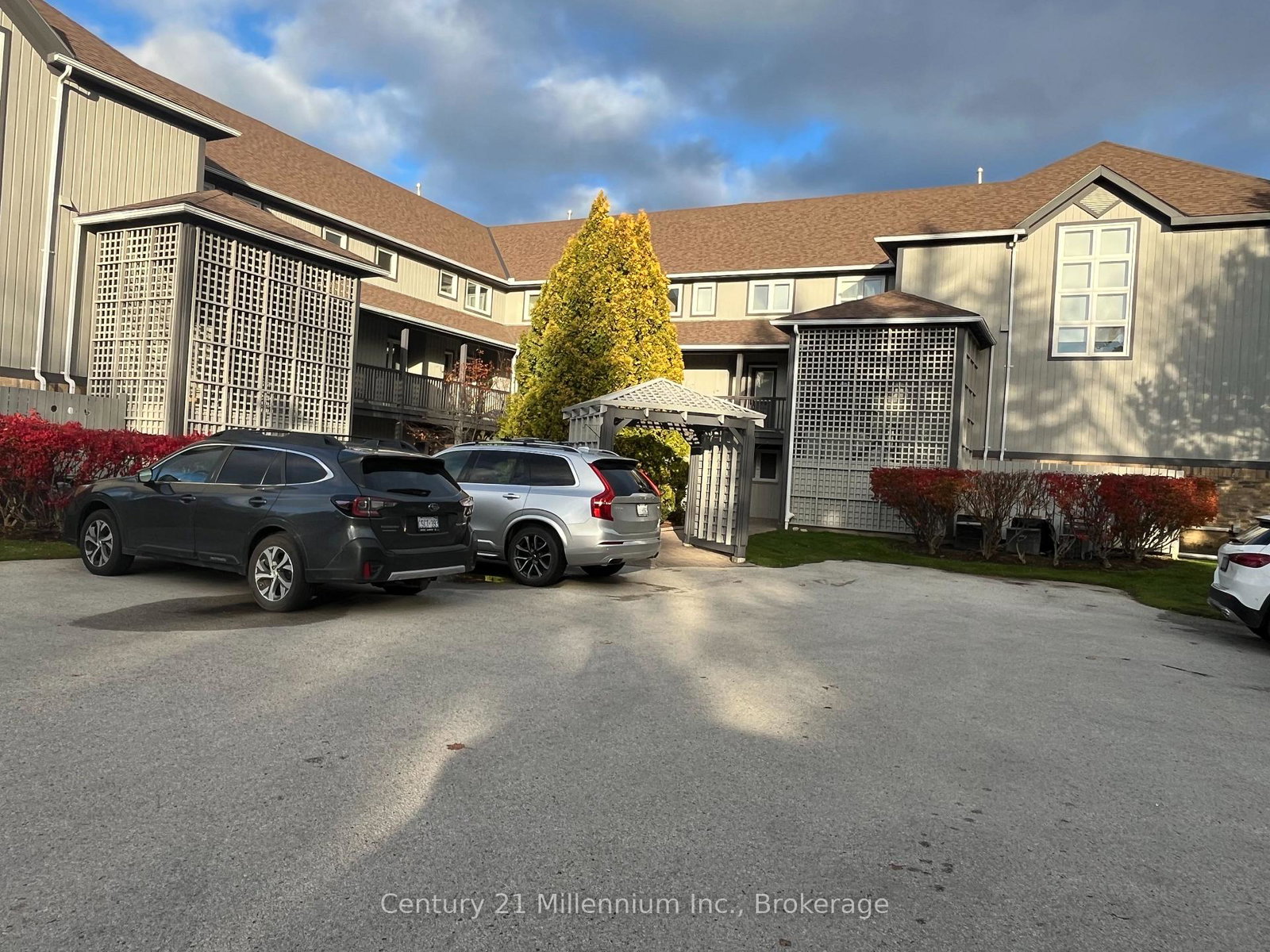 706-johnston-park-avenue-collingwood-ontario-s13704648
