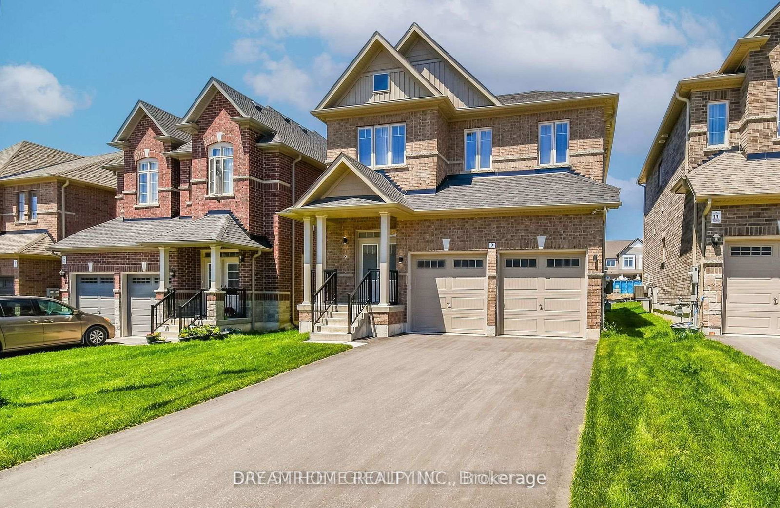 9-copperhill-heights-barrie-ontario-s13704664