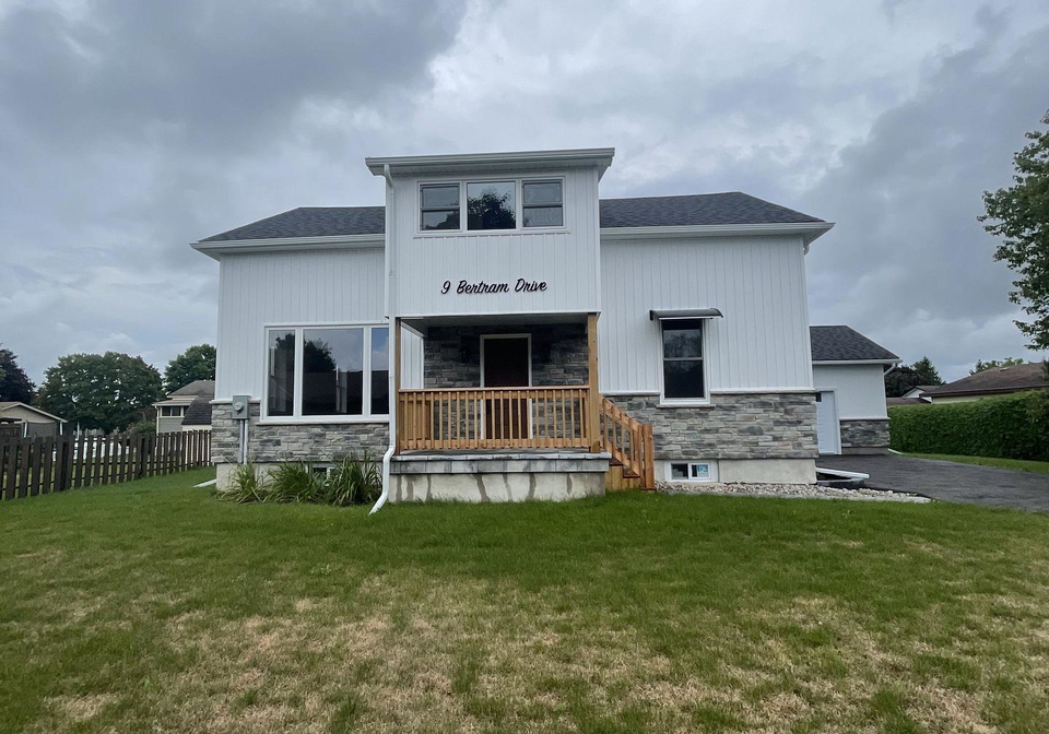 9-bertram-drive-springwater-ontario-s13704890
