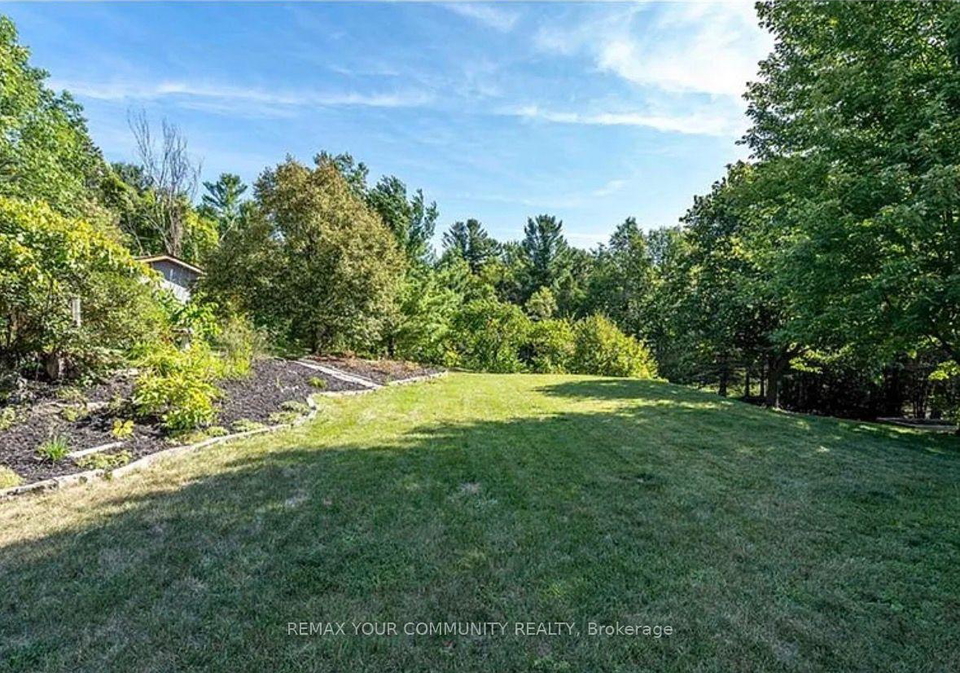 12-cairns-boulevard-springwater-ontario-s13704894