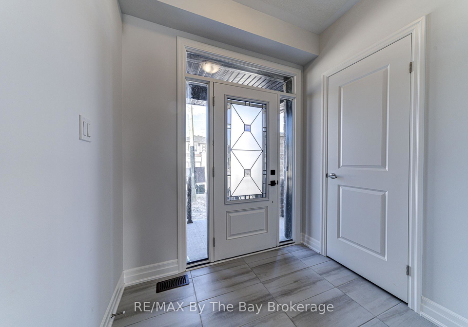 17-rosanne-circle-wasaga-beach-ontario-s13706370