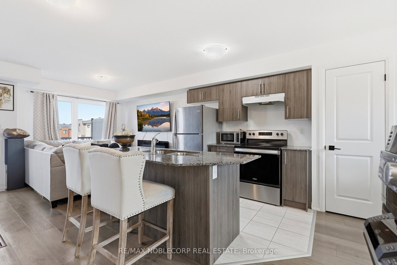 51-fairlane-avenue-barrie-ontario-s13706386
