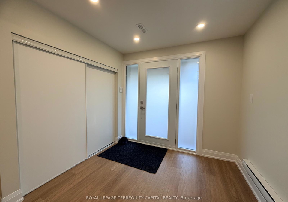 284-livingstone-street-w-barrie-ontario-s13706544