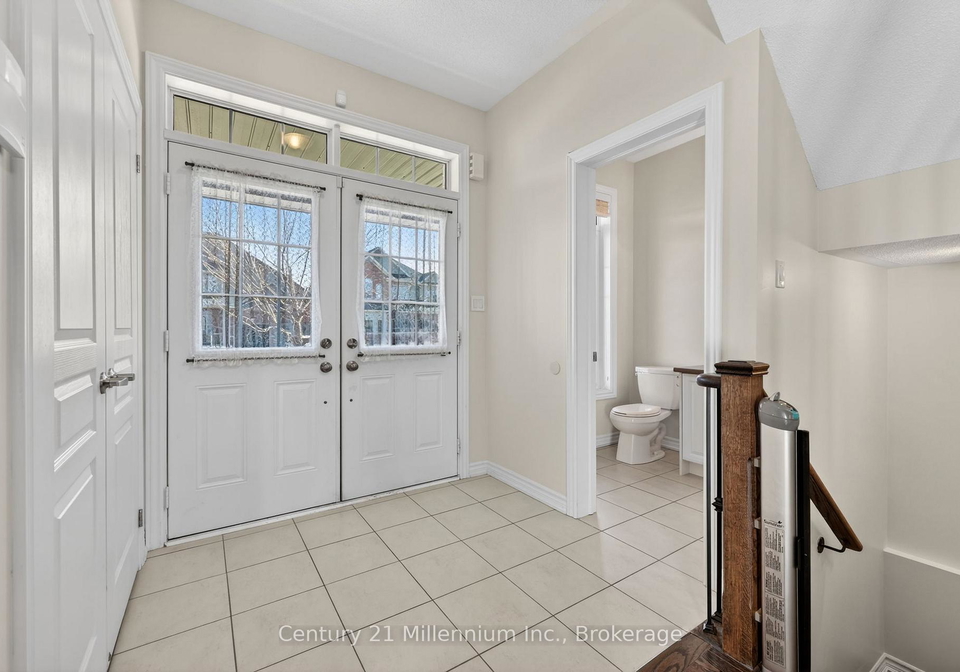18-marks-road-springwater-ontario-s13706554