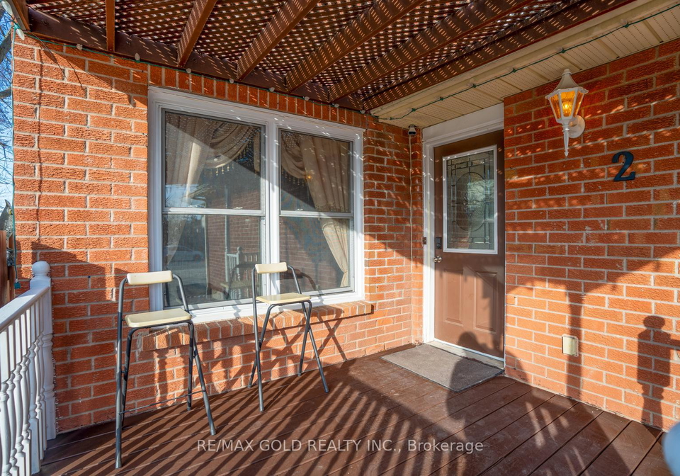 2-kinzie-lane-barrie-ontario-s13707524