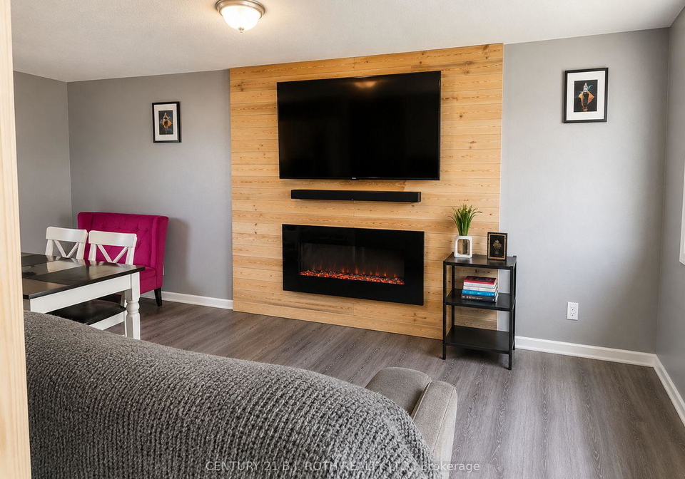 56-livingstone-street-w-barrie-ontario-s13707714