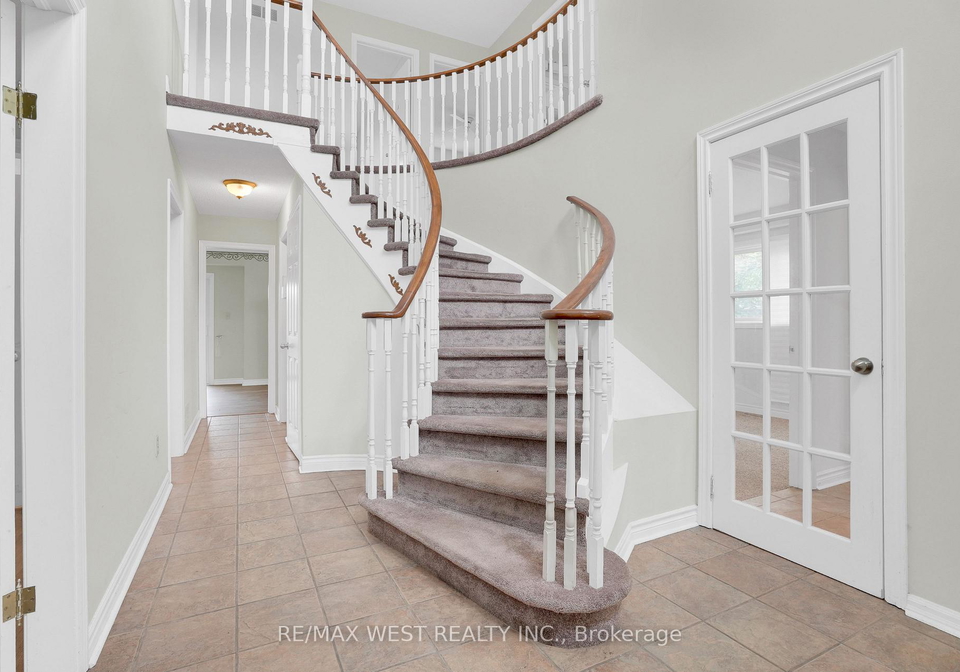 1-cardinal-street-barrie-ontario-s13707842