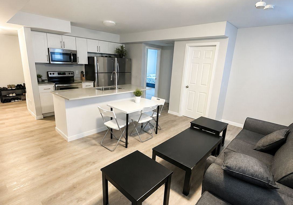 252-penetanguishene-road-barrie-ontario-s13708610