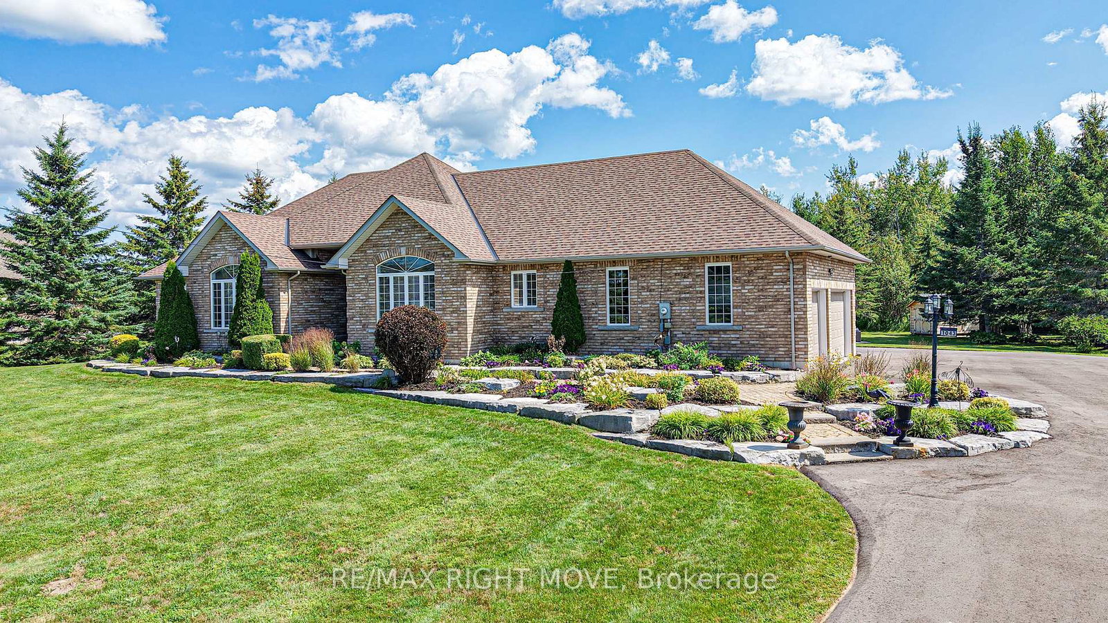 1043-hurlwood-lane-severn-ontario-s13709132